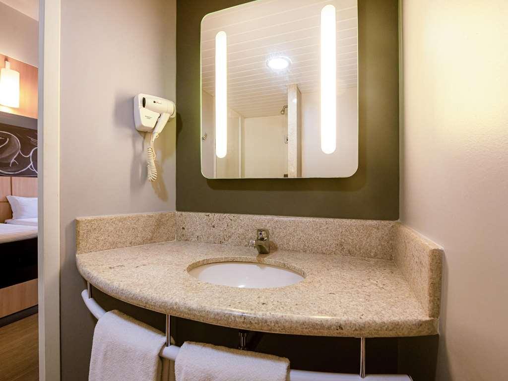 Hotel Ibis Guaratingueta Aparecida - Circuito Da Fe Habitación foto
